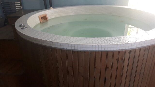 Mosaic Tiled Hot Tub/ Spa Pool By Buckingham Swimming Pools Ltd. for ...