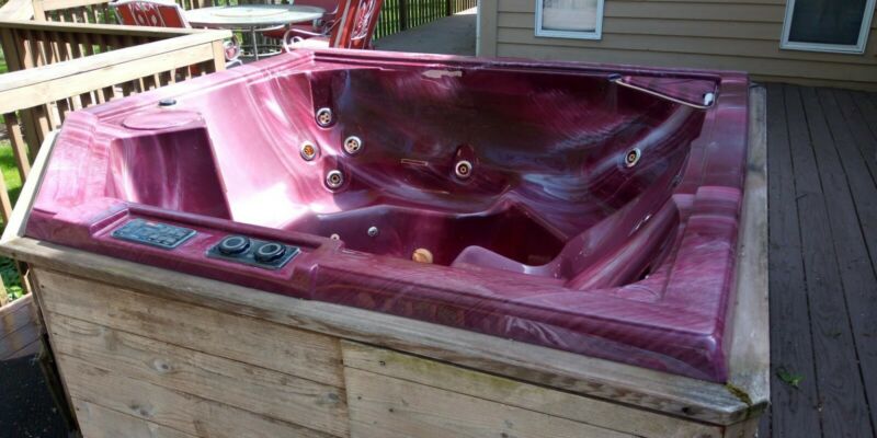 Coleman-Hot Tub/spa for sale from United States