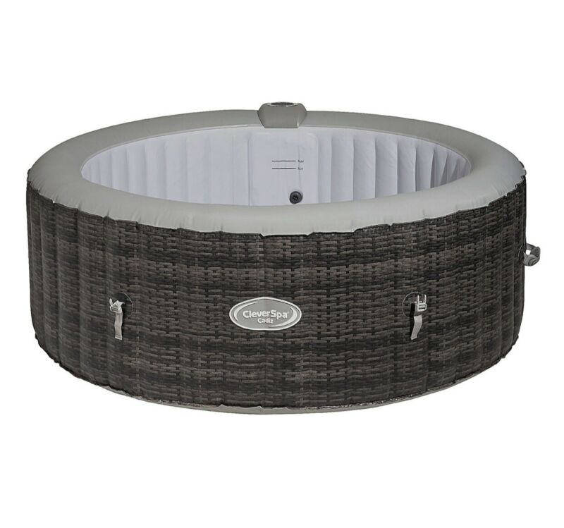 Cleverspa Cadiz Rattan Effect 4 Person Hot Tub for sale from United Kingdom