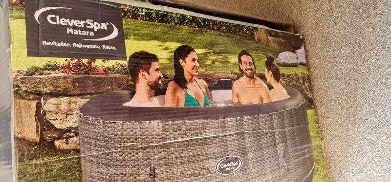 Cleverspa Matara Inflatable Person Hot Tub Read Description Please For Sale From United Kingdom